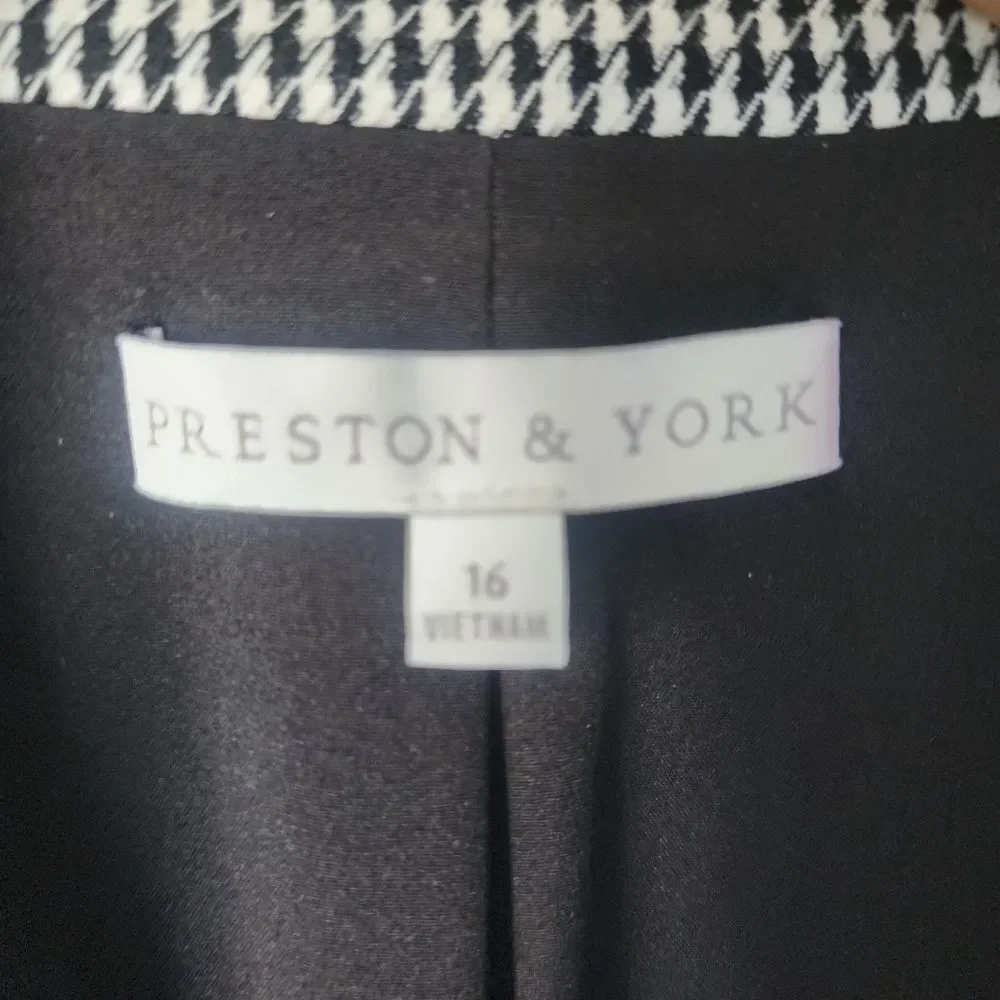 Preston & York chic houndstooth